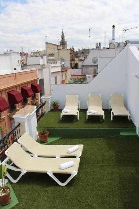 Casa Palacio Del Siglo XVIII En Centro Sevilla Exterior photo